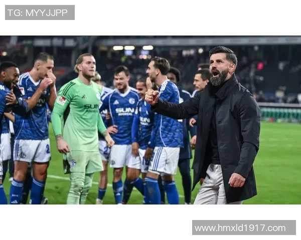 沙尔克04主场保持不败，稳坐积分榜前列